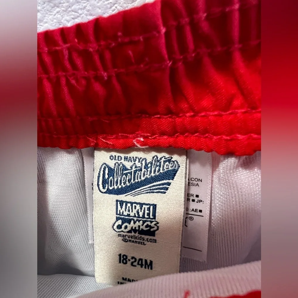 Marvel Captain‎ America, baby boy, swimming trunks size 18 to 24 months.